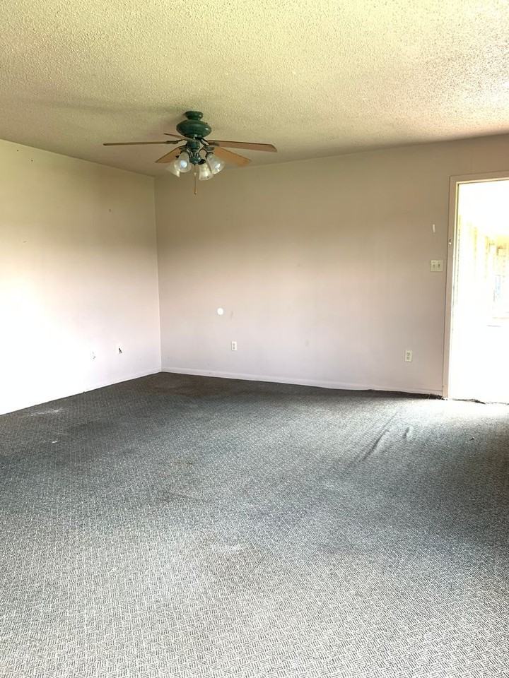 1706 Belt St - Photo 2 of 9