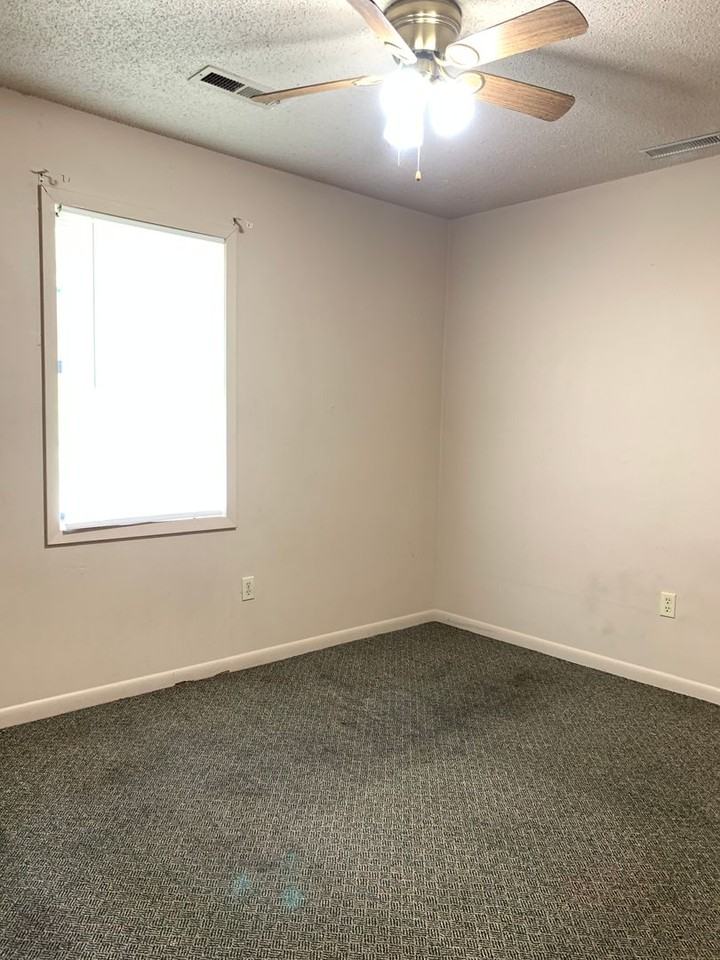 1706 Belt St - Photo 6 of 9