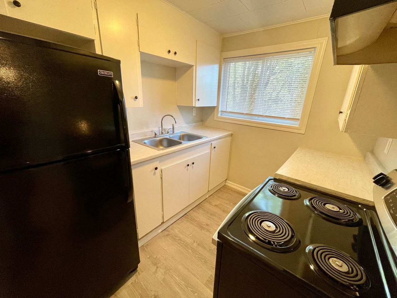 516 Nw Bailey Ave #1 - Photo 5 of 12