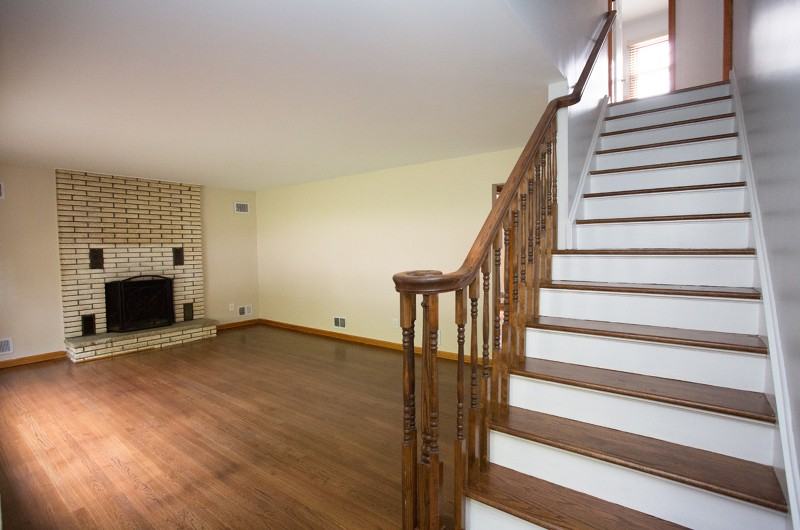 785 Hancock St - Photo 2 of 19