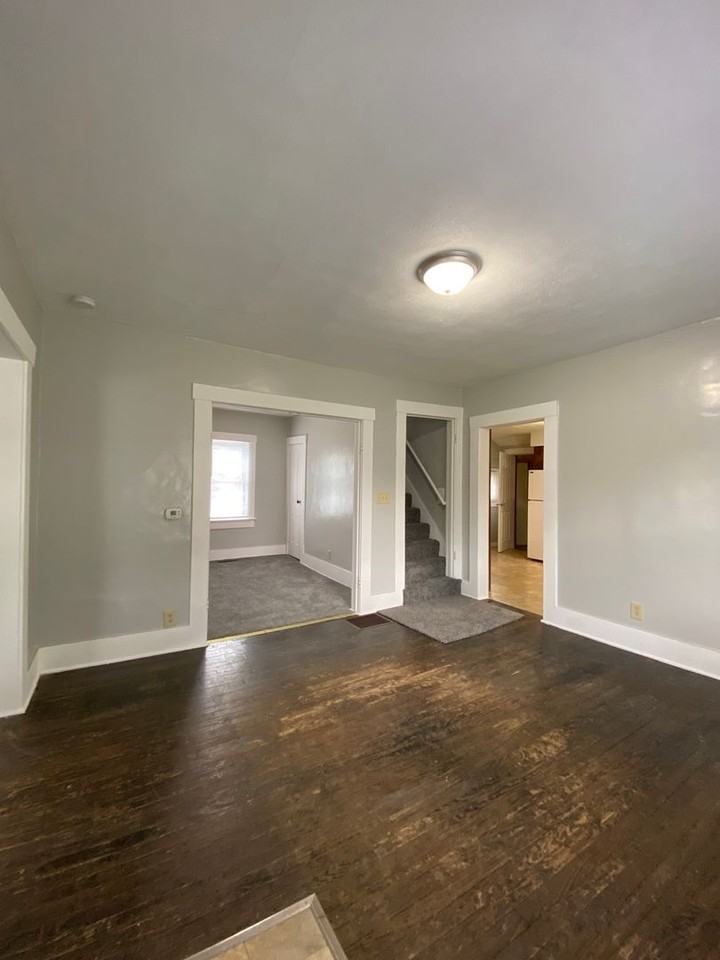 615 W Wilkinson St - Photo 4 of 23