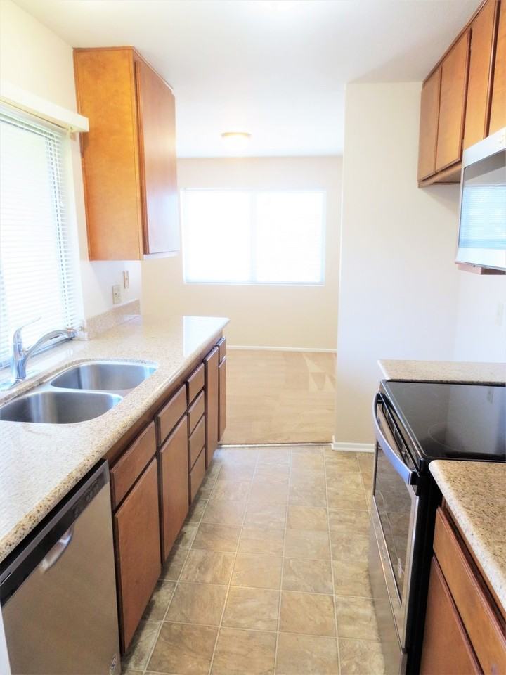 23342 Caminito Marcial - Photo 3 of 10