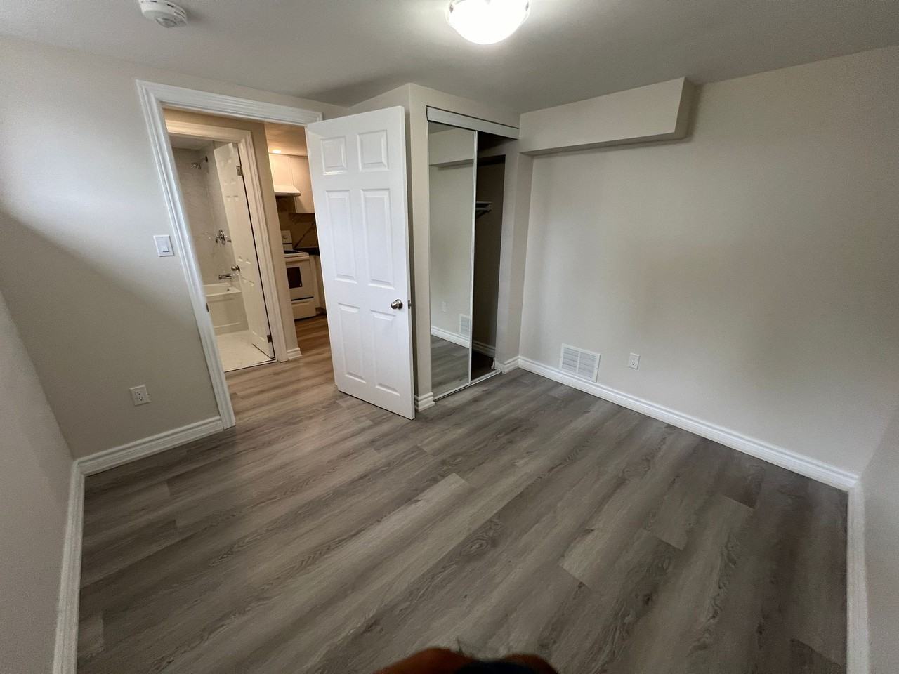 18 Gilroy Dr #3 - Photo 3 of 5