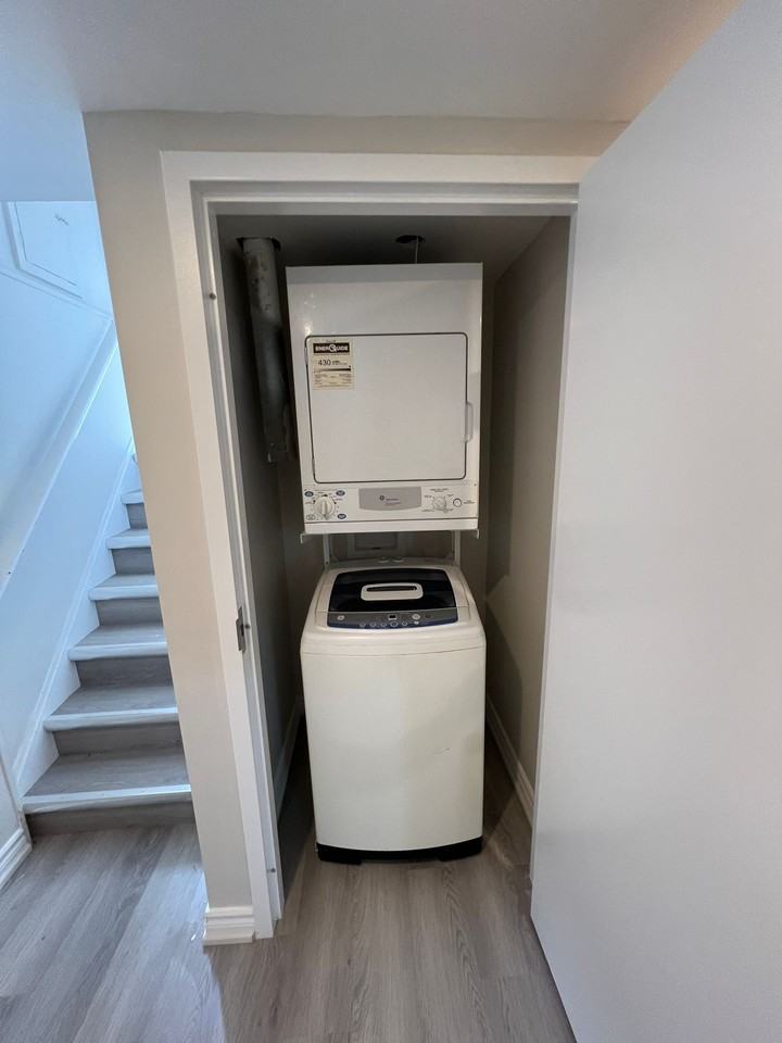 18 Gilroy Dr #3 - Photo 5 of 5