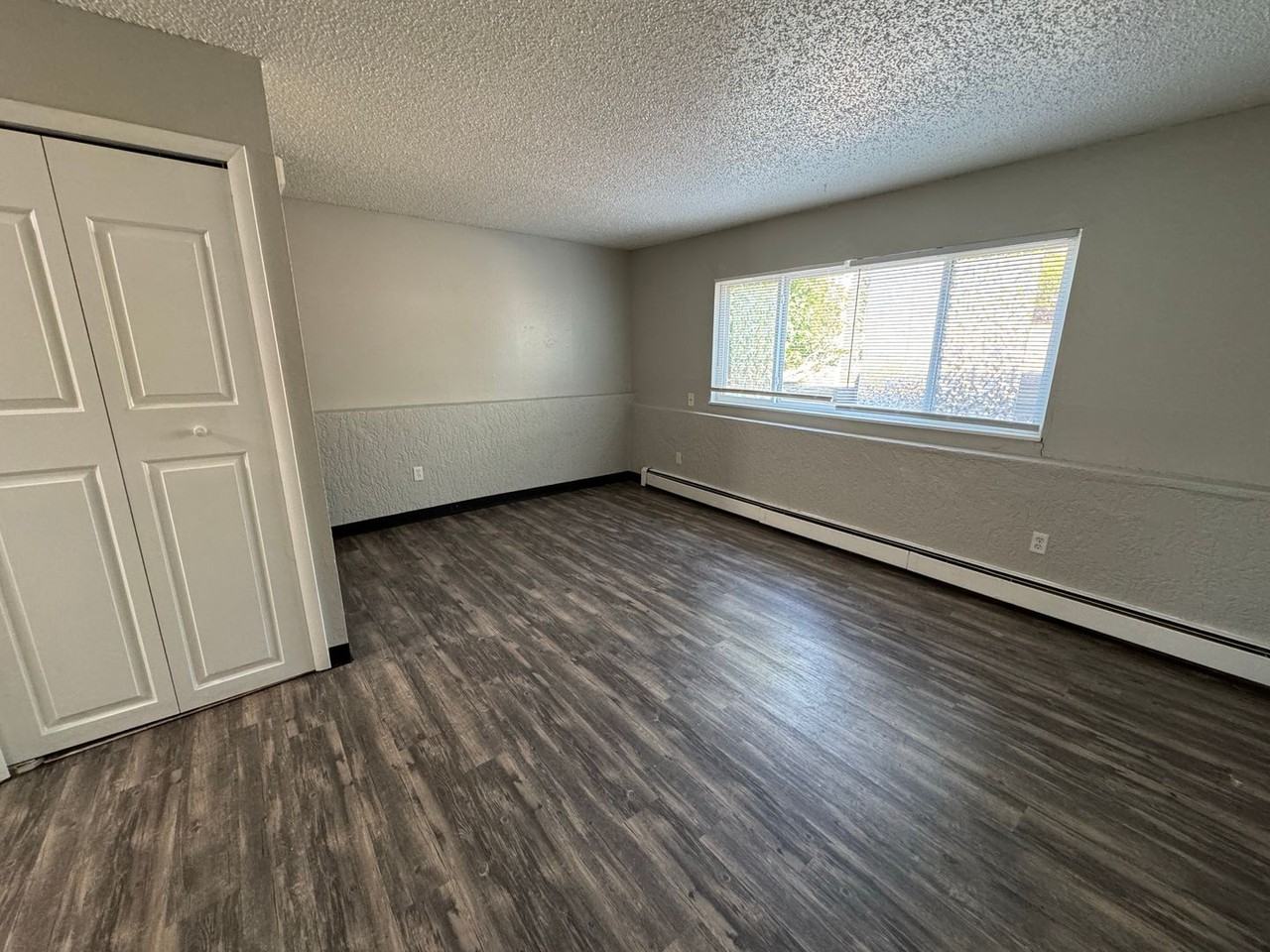 405-415 Saint Vrain Place - Photo 2 of 7