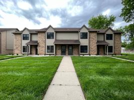 featured image of 737 W 8th St