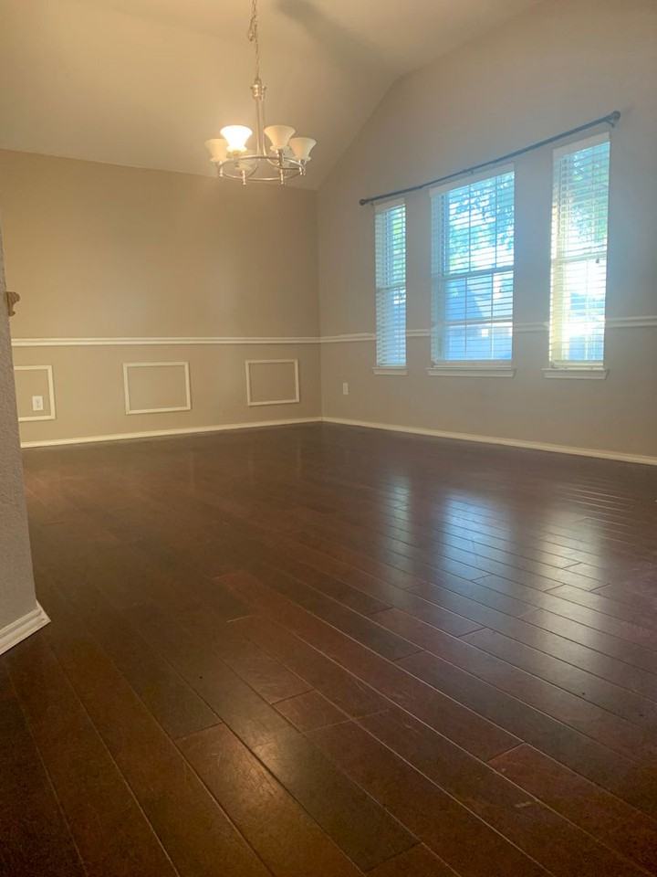 12145 Toffee St - Photo 3 of 28