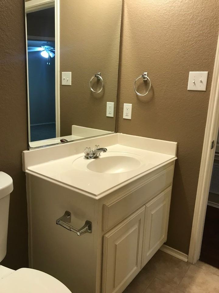12145 Toffee St - Photo 4 of 20