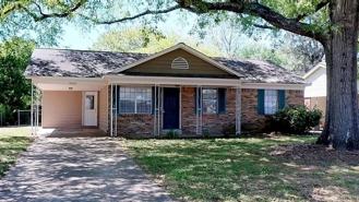 8425 Cedarcrest Dr N - Photo 1 of 1