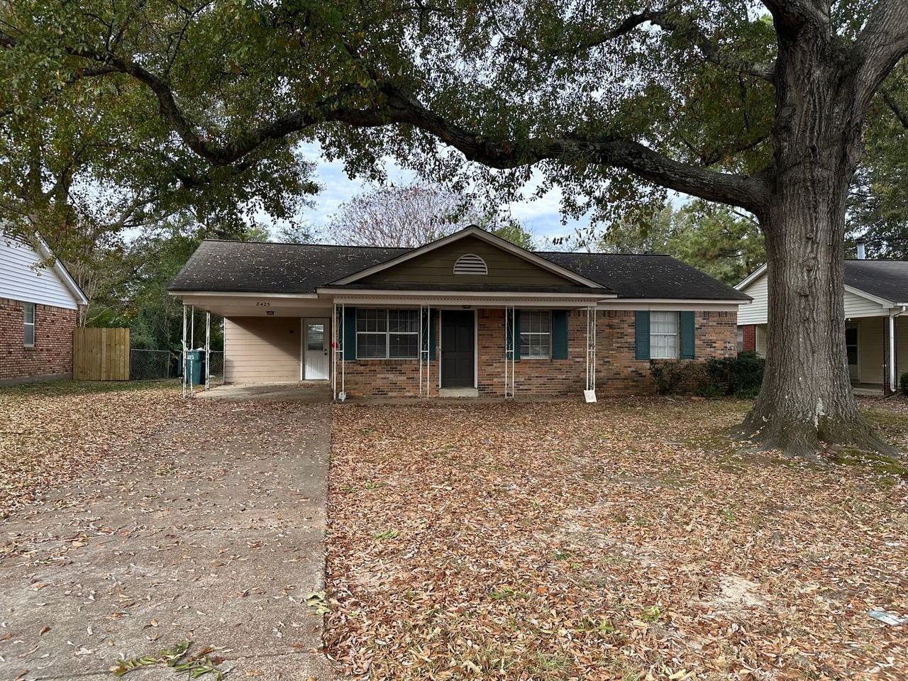 8425 Cedarcrest Dr N - Photo 2 of 12