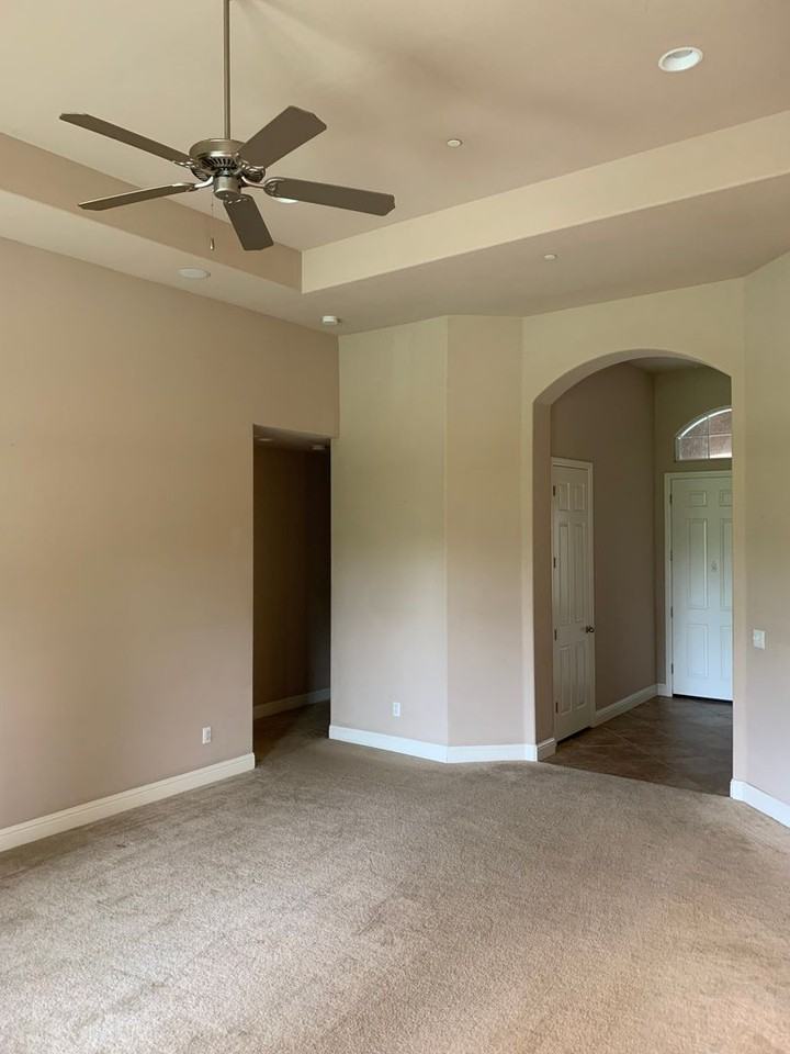 1194 Paradise Loop - Photo 4 of 21
