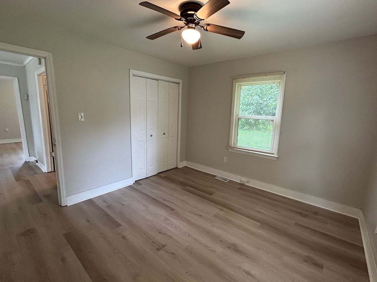 3016 Celia Ave - Photo 3 of 8