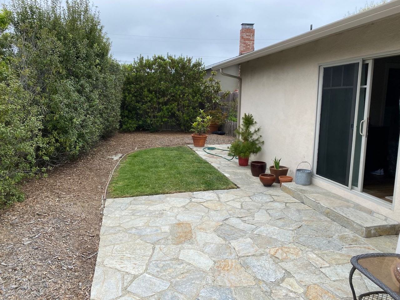 122 Belle Dr - Photo 2 of 6