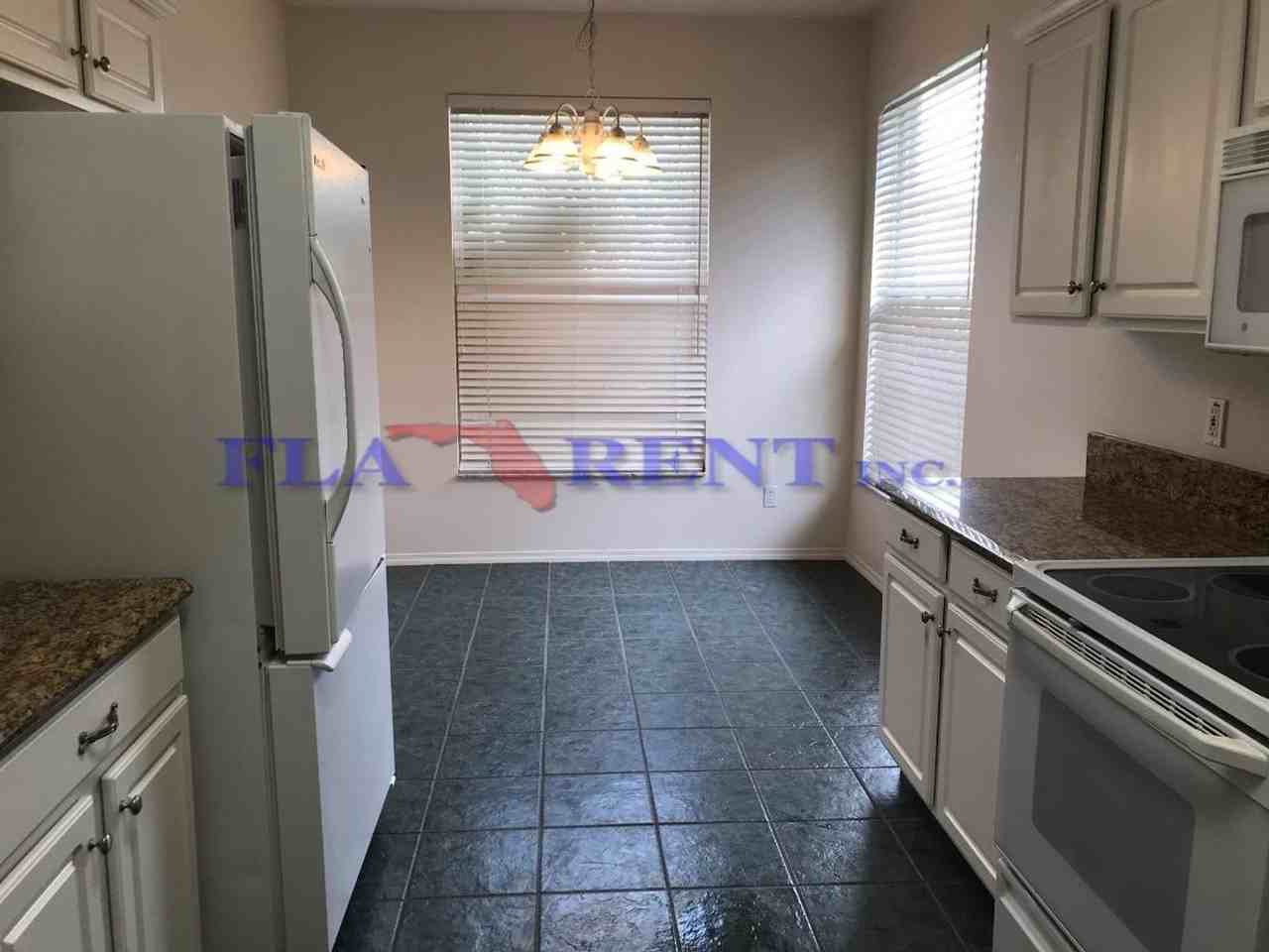 154 Peregrine Ct - Photo 4 of 14