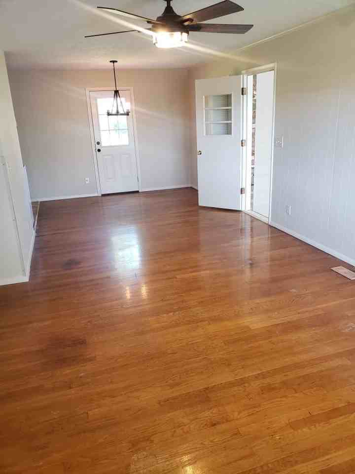 111 Edgewood Dr - Photo 4 of 8