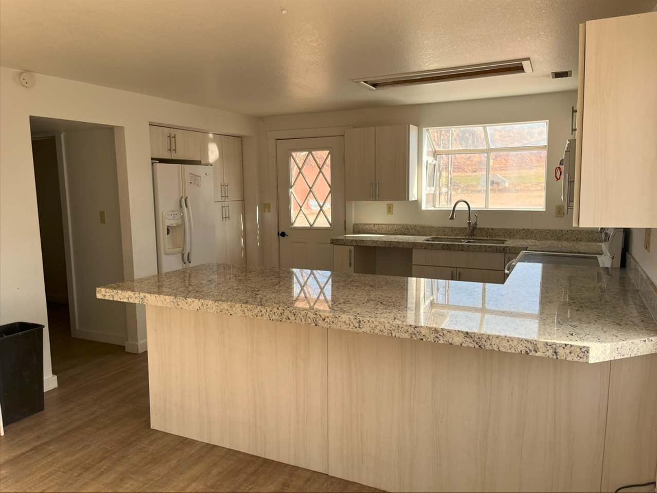 3745 Spanish Valley Dr - Photo 2 of 7