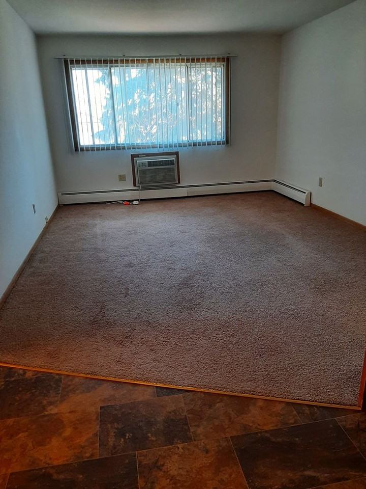 Port Vista Apartments - Photo 3 of 11