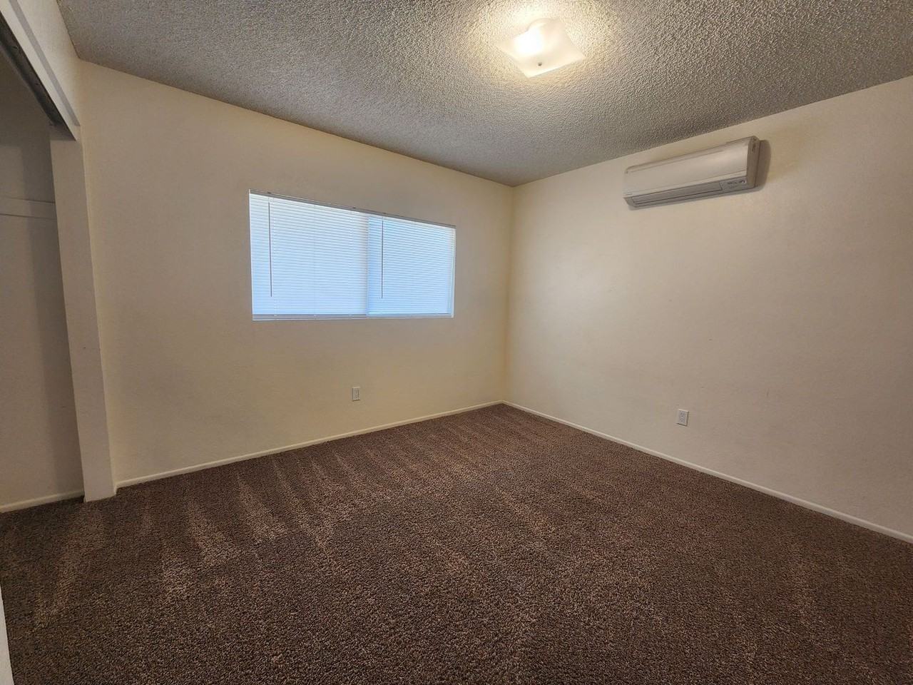 73572 Cactus Dr - Photo 5 of 12