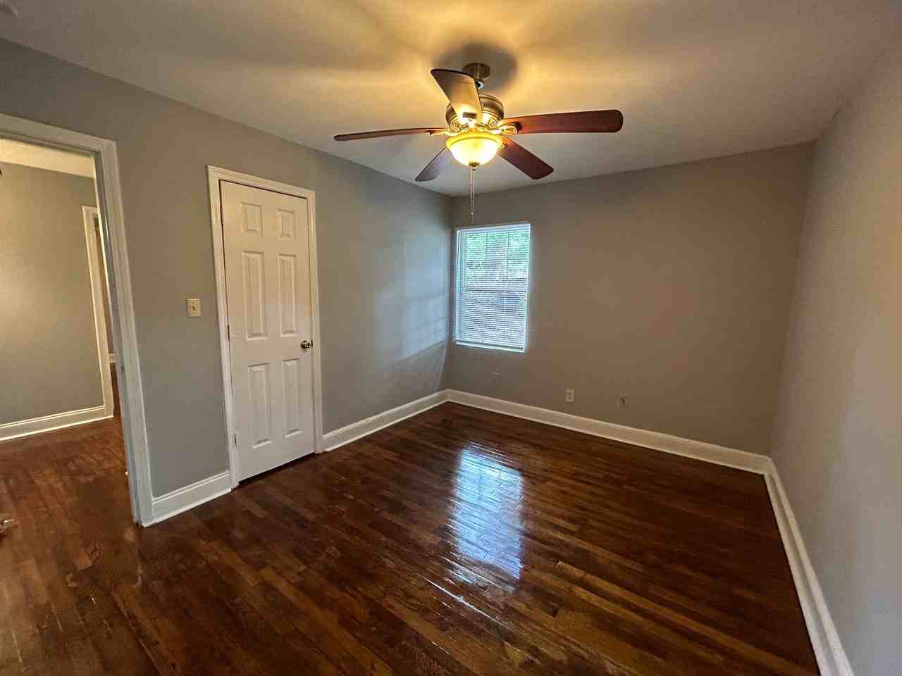2849 Cowles Rd - Photo 3 of 6