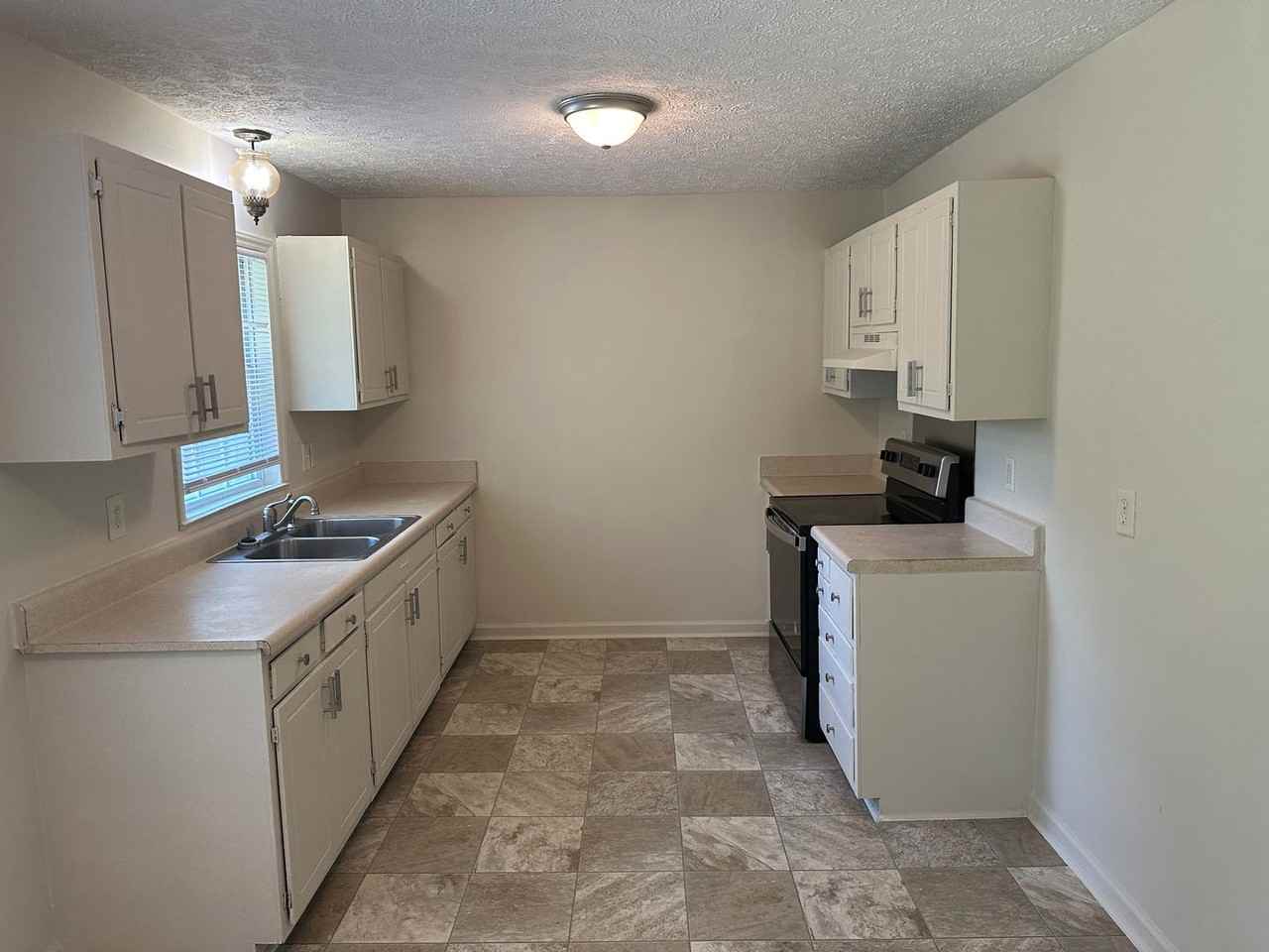 6517 Portsmouth Dr - Photo 5 of 25