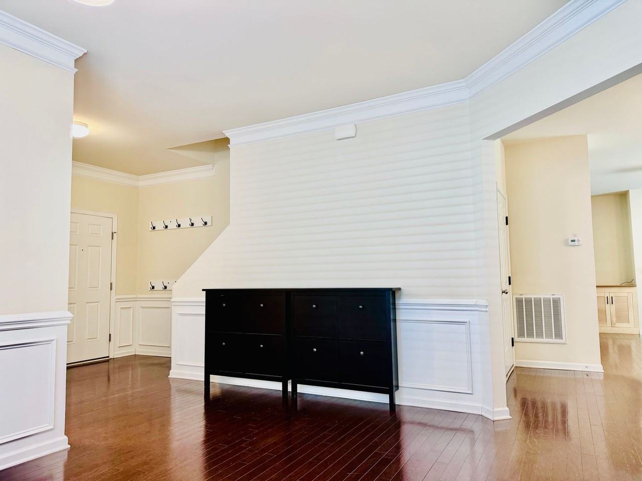 640 Collington Dr - Photo 3 of 19