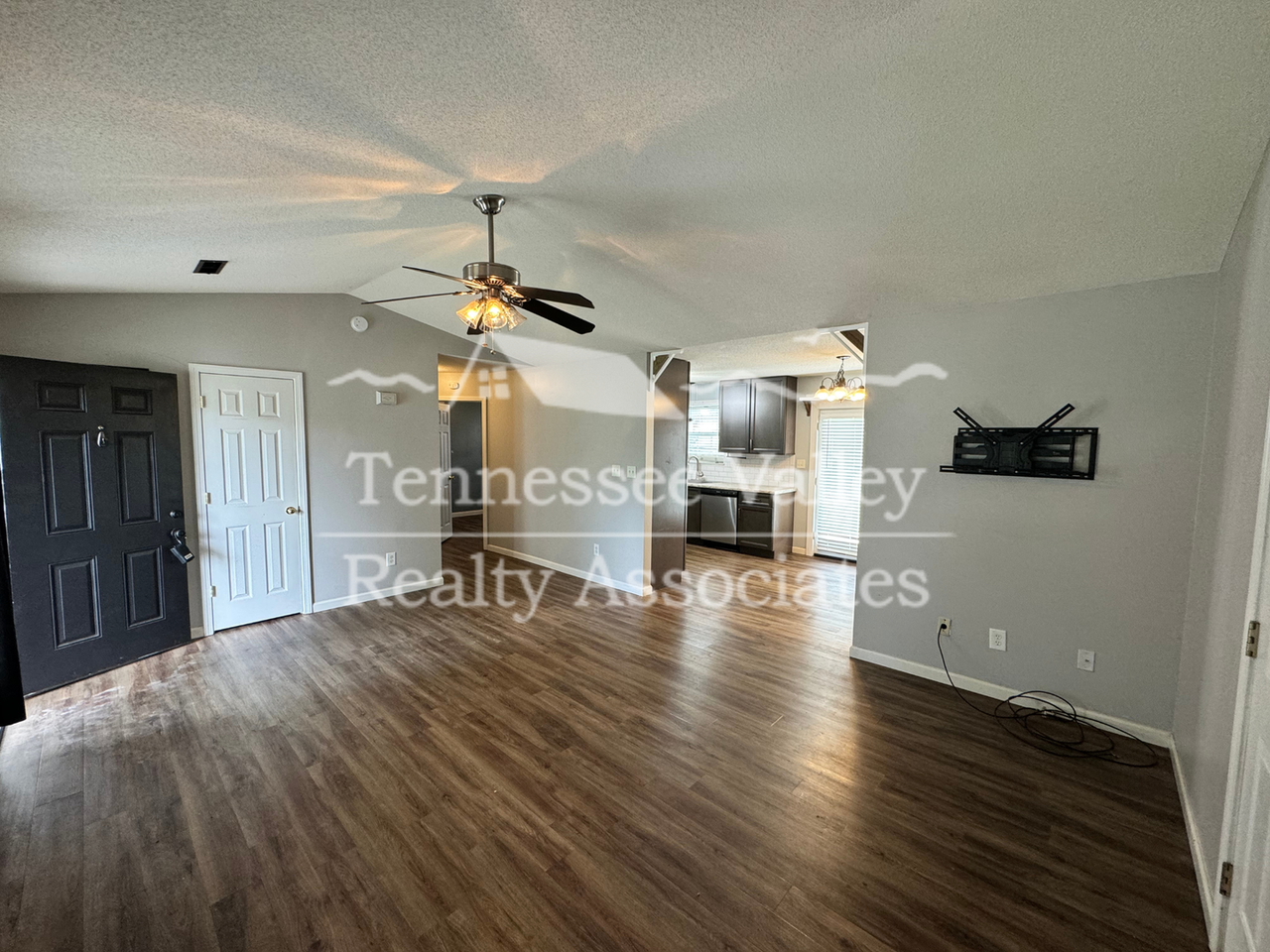 7745 Ralph Youmans Rd - Photo 3 of 18