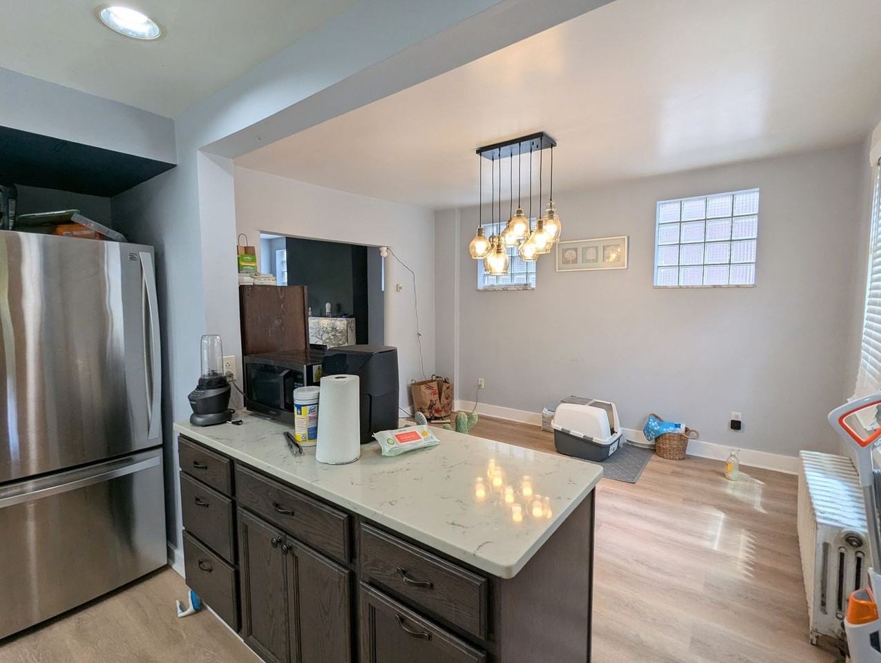 6330 Crombie St - Photo 6 of 19