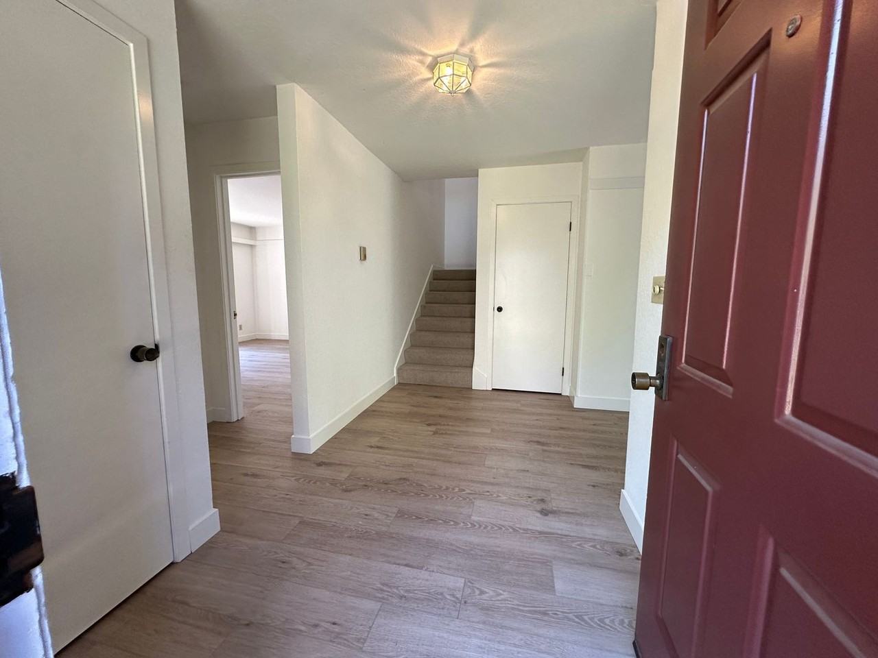 30 Willow Ln - Photo 3 of 32