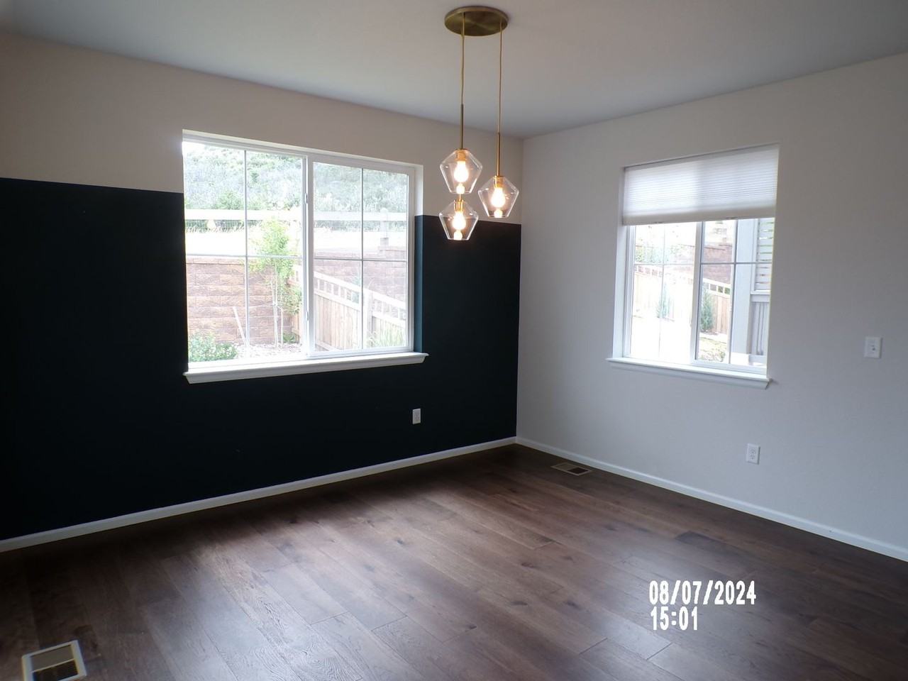 979 Oleander St - Photo 6 of 35