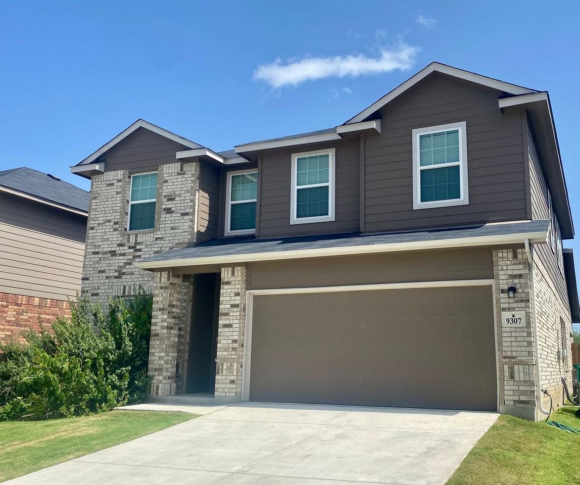 9307 Avondale Park - Photo 2 of 27