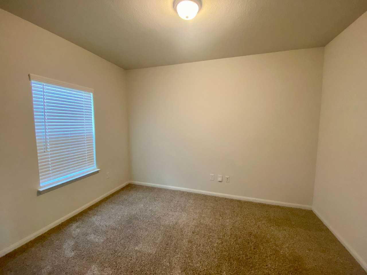 9307 Avondale Park - Photo 4 of 27