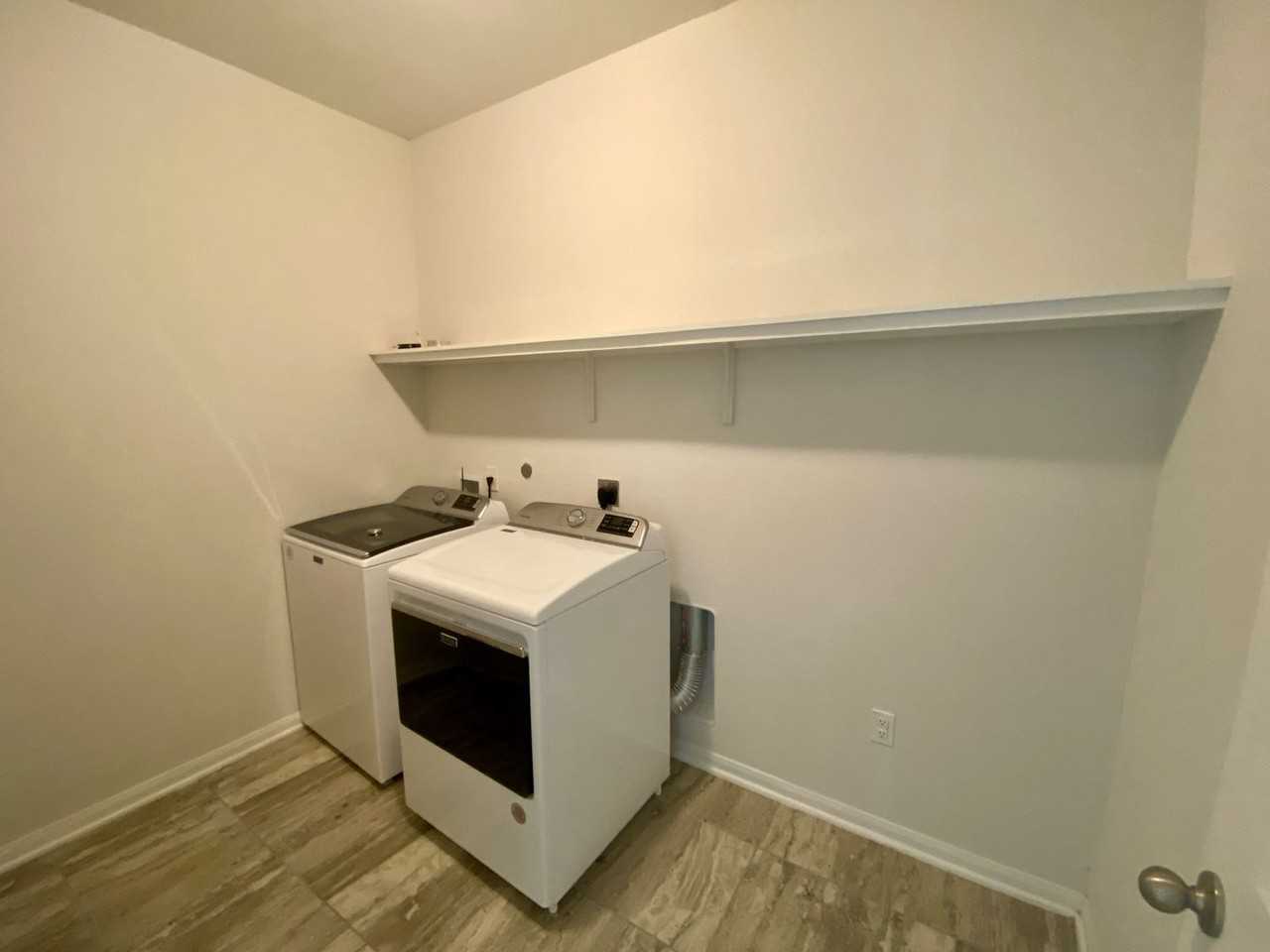 9307 Avondale Park - Photo 5 of 27