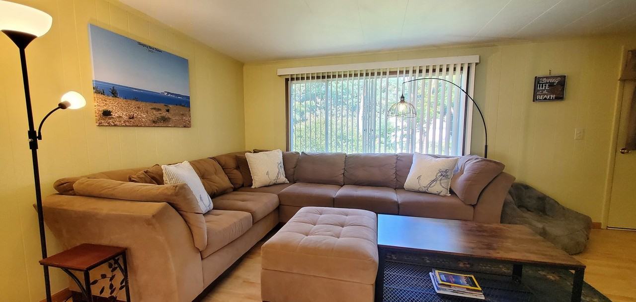 1320 Main St - Photo 2 of 20