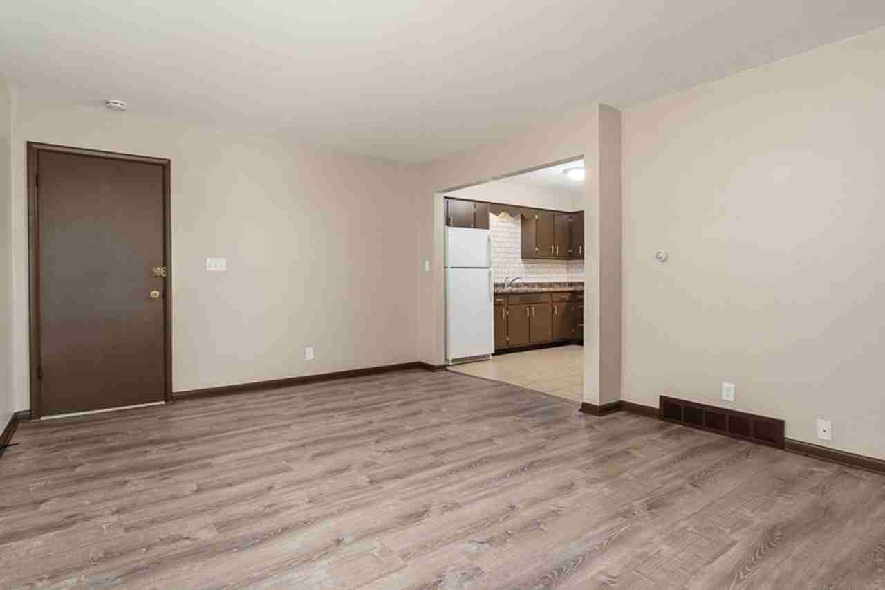 3220/3222 Darwood Drive - Photo 3 of 10