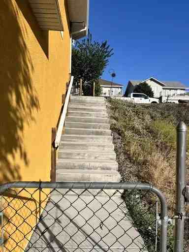 4909 Valleyview Pl - Photo 2 of 9