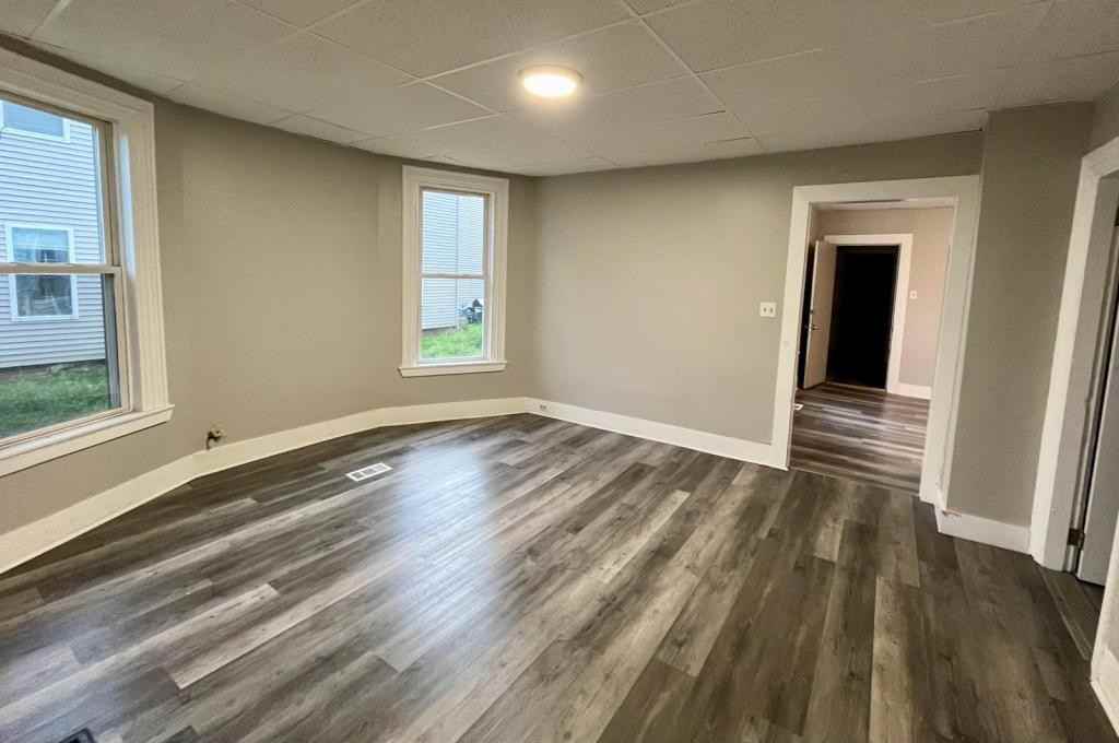 6 Grove St Apt 1 - Photo 2 of 9