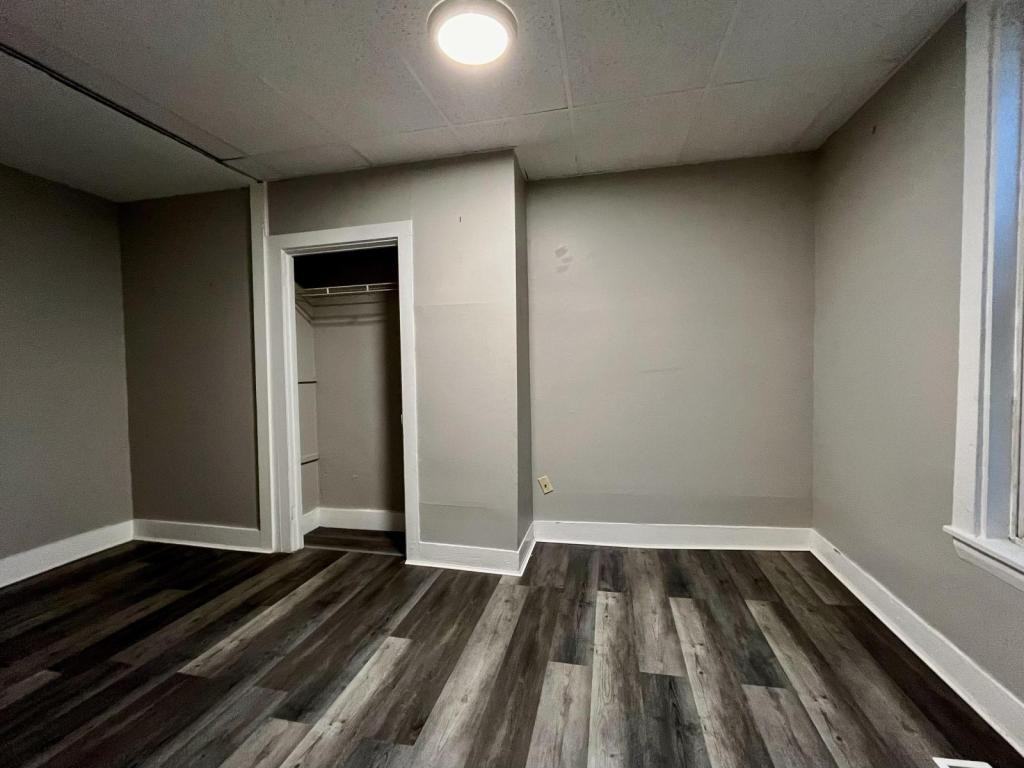 6 Grove St Apt 1 - Photo 3 of 9