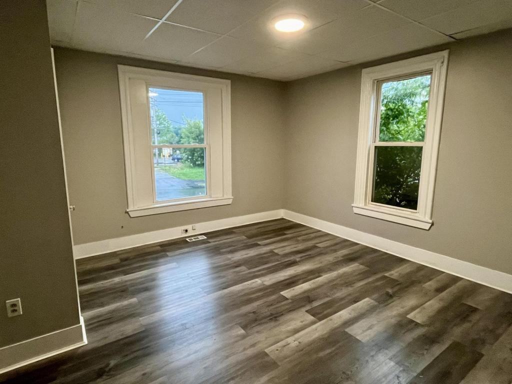 6 Grove St Apt 1 - Photo 5 of 9