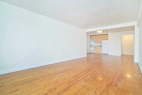35-65 86th Street #2D - Photo 5 of 9