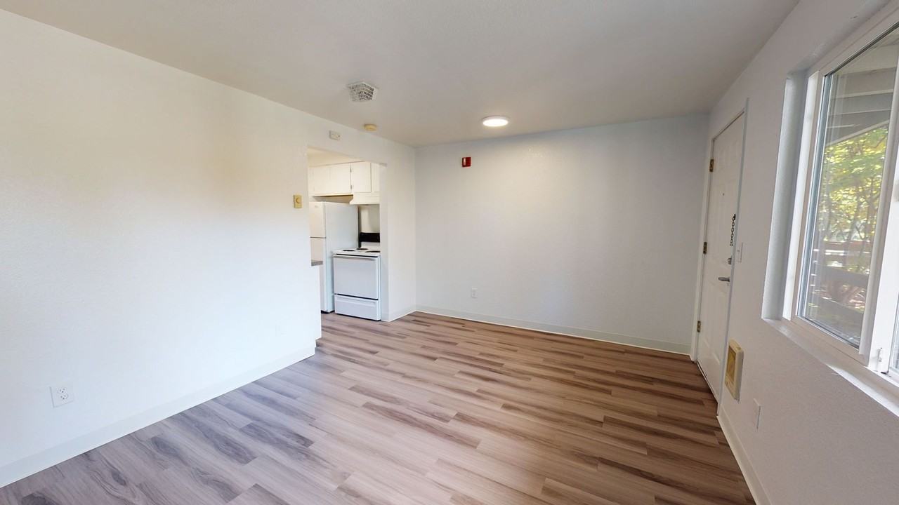 Bayview (105) - Photo 5 of 31