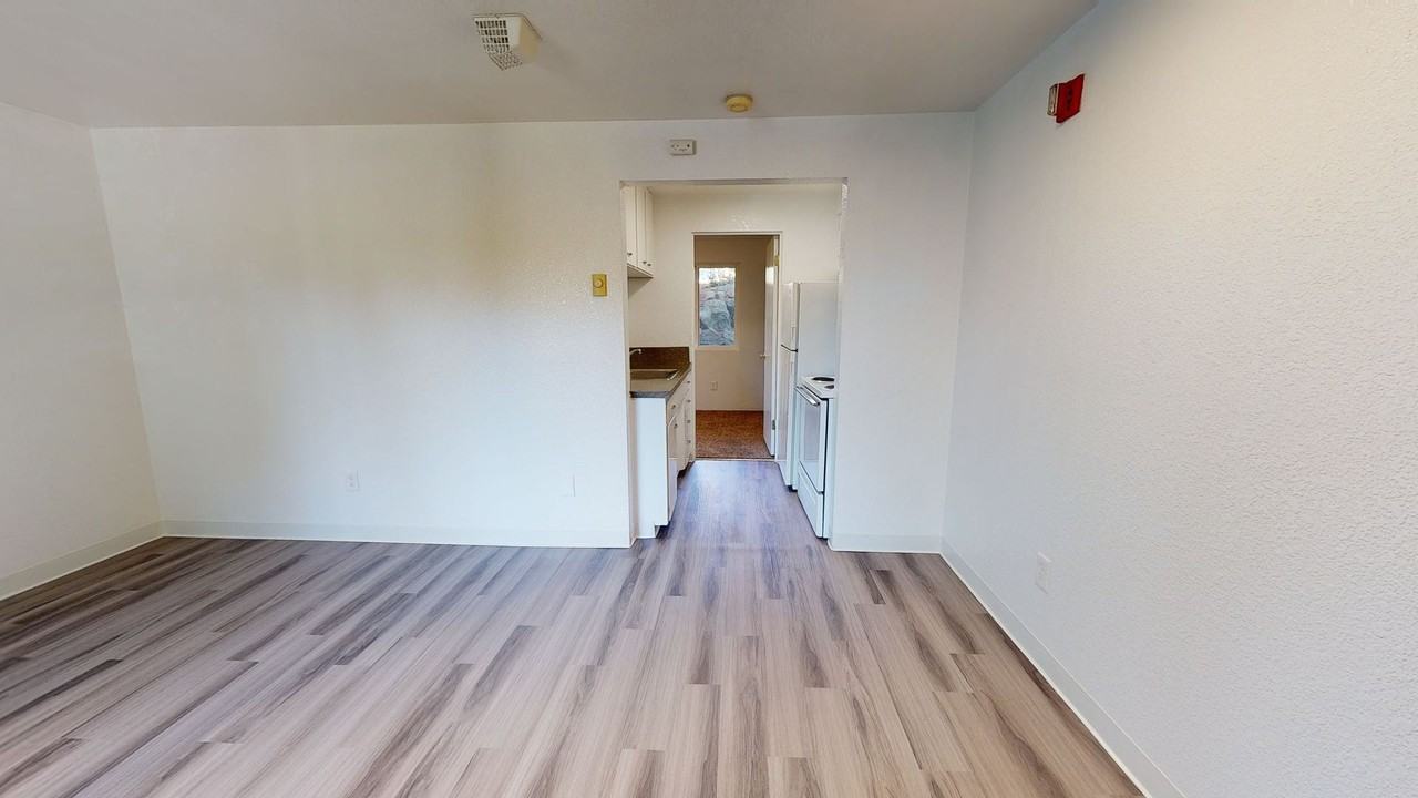 Bayview (105) - Photo 6 of 31
