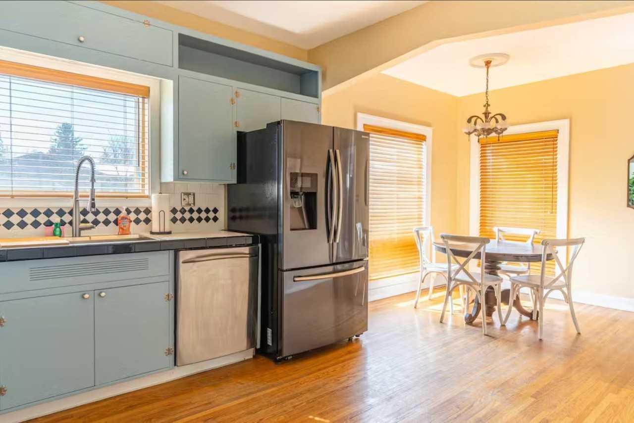 1046 3rd Ave E - Photo 6 of 35