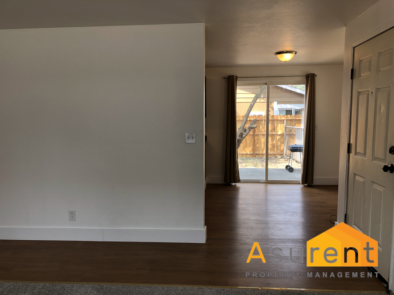 427 Plum St - Photo 3 of 18