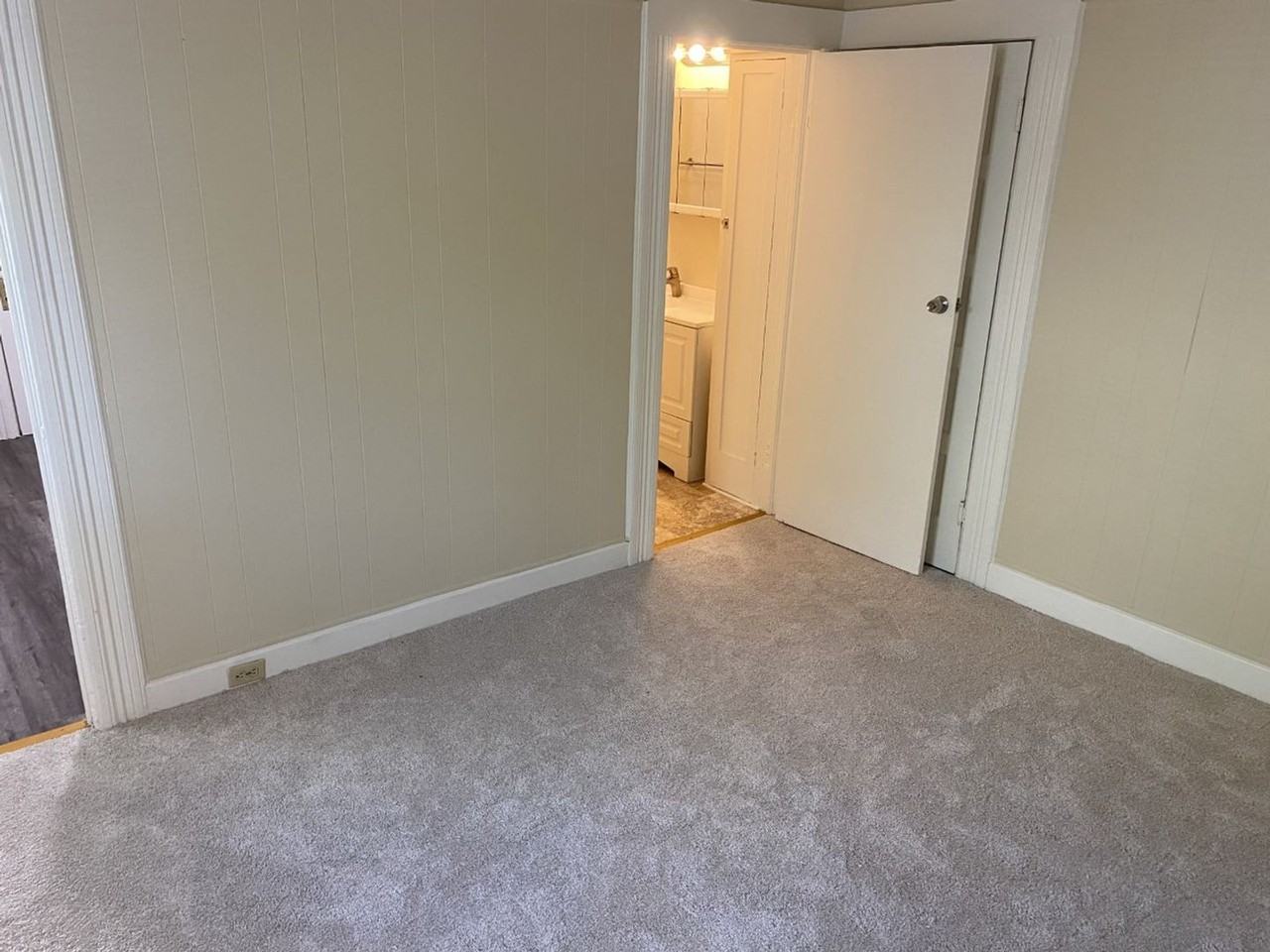 1014 Napa St #D - Photo 5 of 14