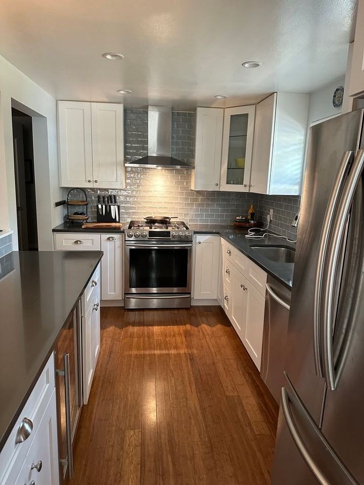 13724 Corliss Ave N - Photo 5 of 15