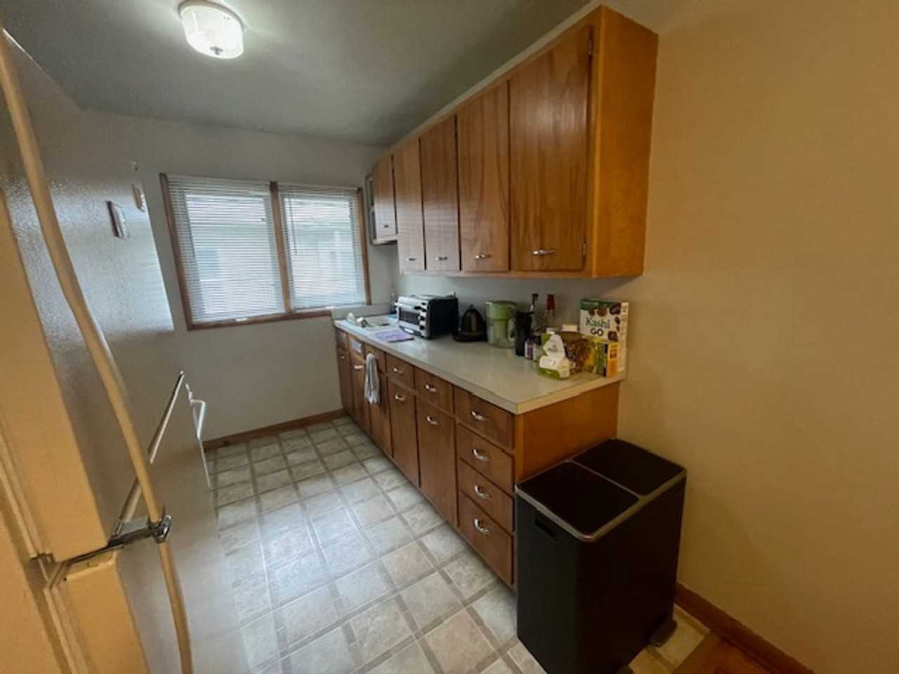 1408 S Race St - Photo 5 of 15