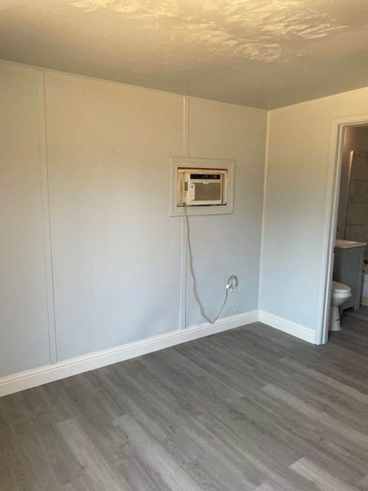 1513 S Nevada Ave - Photo 2 of 4