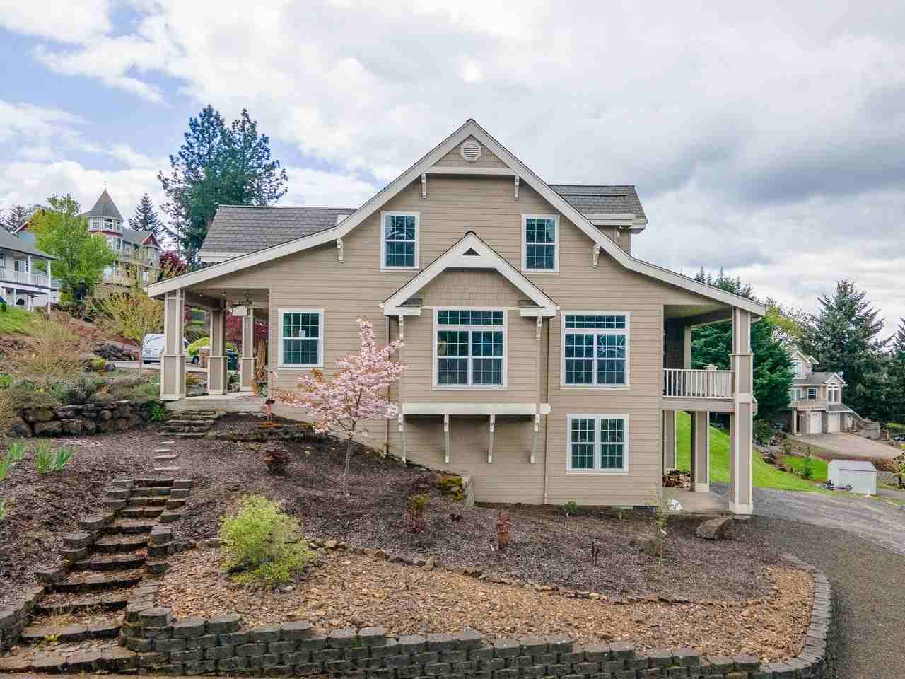 747 Westview St - Photo 3 of 43