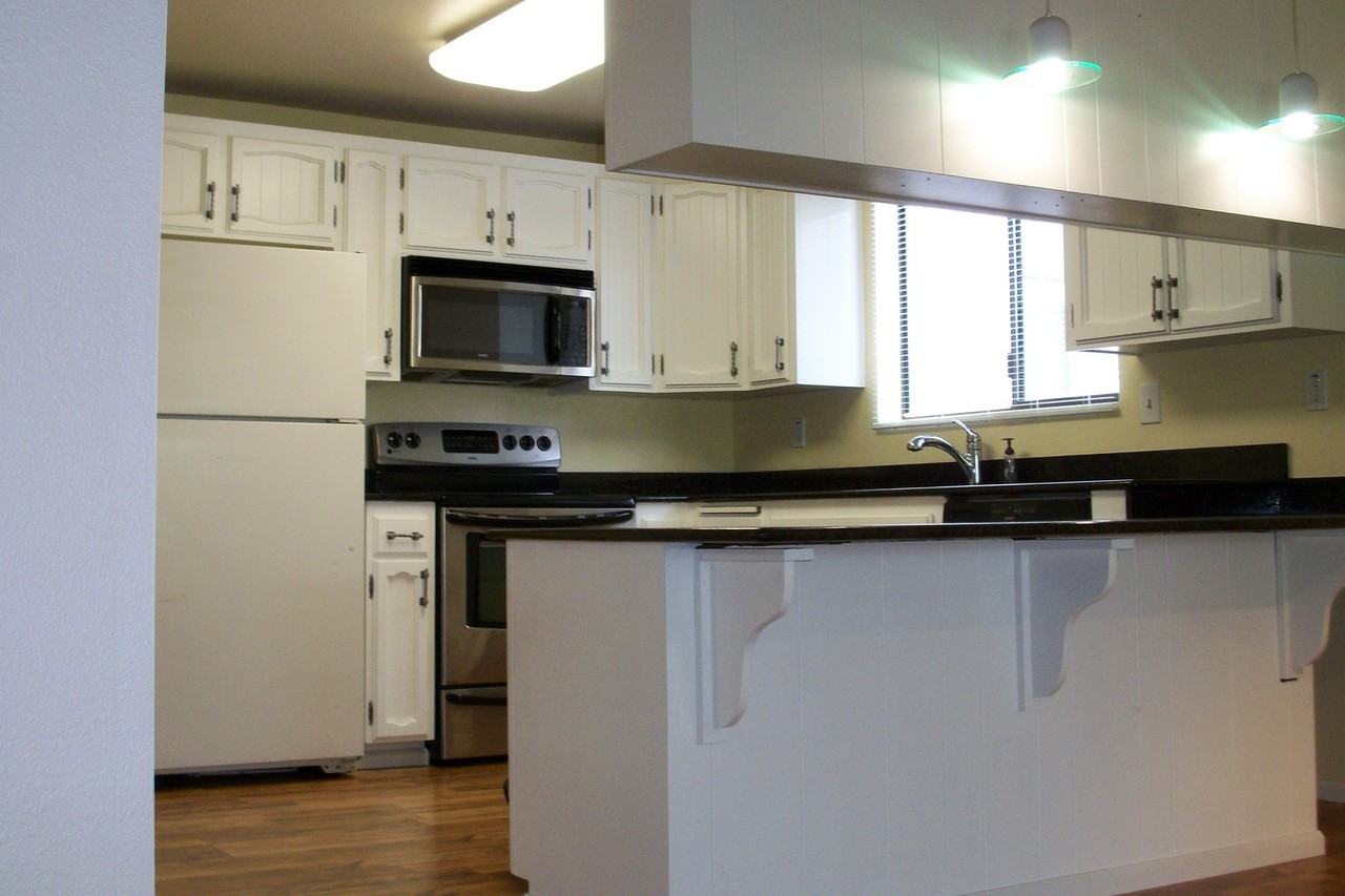 3001 Morris Ave S - Photo 3 of 9