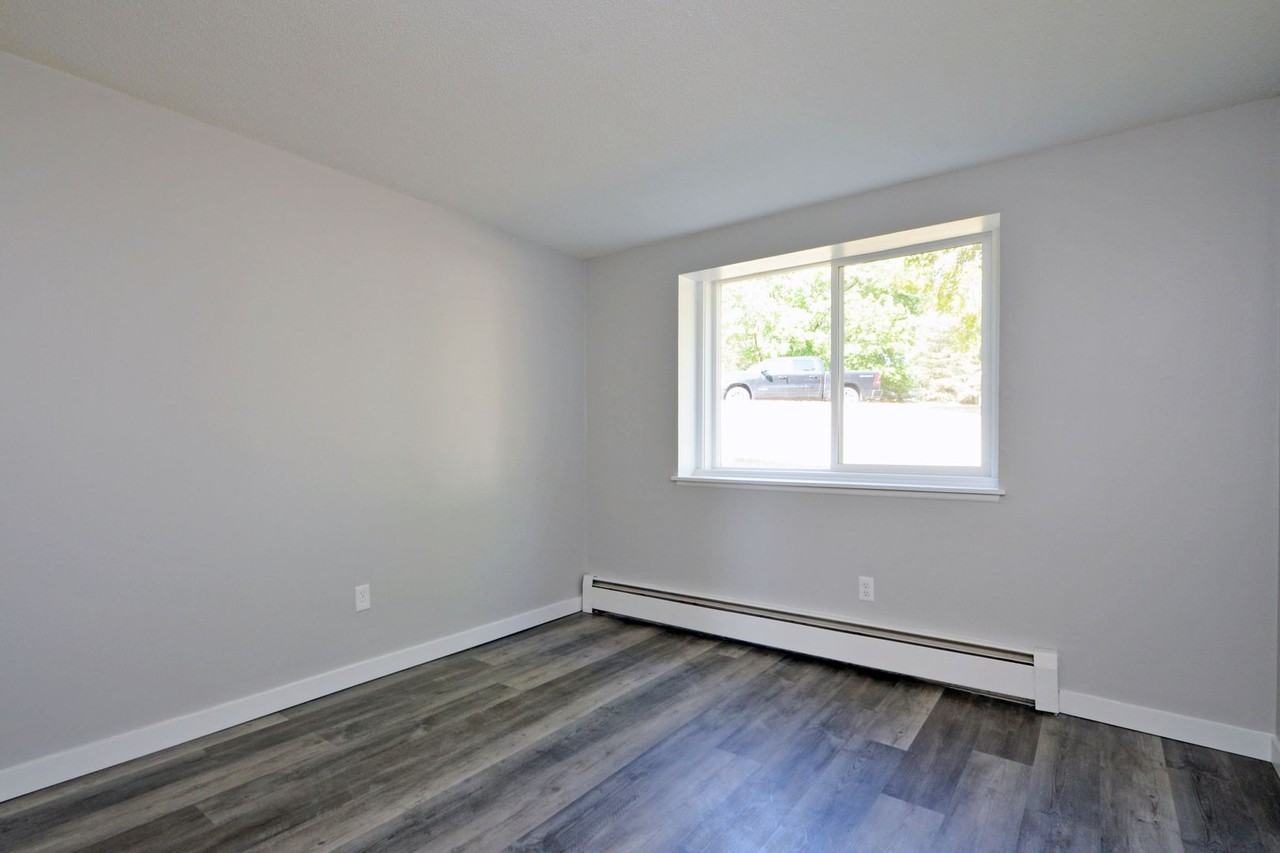 2741 Virginia - CRE - Photo 6 of 10